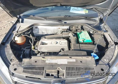 2016 Volkswagen Tiguan S z USA, uszkodzony, nr VIN WVGAV7AX0GW587586